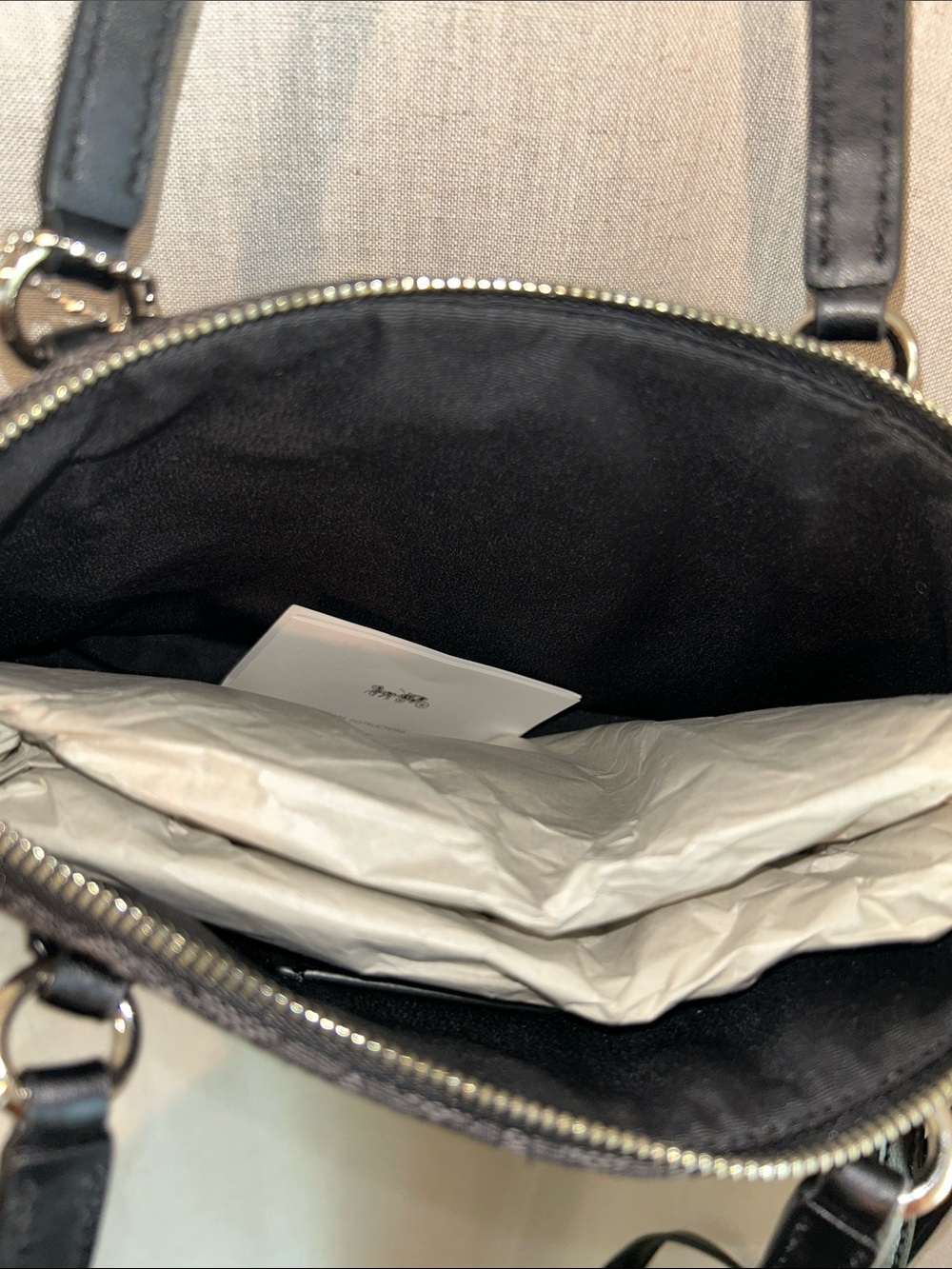 NWT Coach mini Kelsey satchel black - Picture 4 of 9